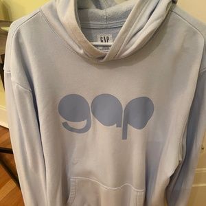 Men's GAP hooded sweatshirt, size XL.